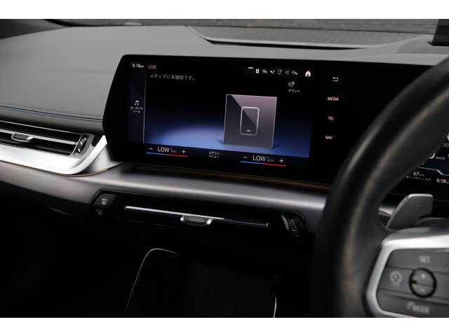 ＢＭＷ ＢＭＷ ２１８ｄ アクティブツアラー Mスポーツ 大分県 2022(令4)年 4.9万km アルピンホワイトⅢ 保証書/取扱説明書/スペアキー1本/アダクティブクルーズコントロール/ブラインドスポットモニター/パーキングディスタンスコントロール/自動駐車システム/自動発進システム/ハーフレザーシート/パワーシート（D/N席）/シートヒーター（D/N席）/ヘッドアップディスプレイ/社外前後ドライブレコーダー（ZDR035）/ワイヤレス充電/パドルシフト/純正ナビ/CarPlay/純正フロアマット/純正LEDライト/純正18インチアルミホイール