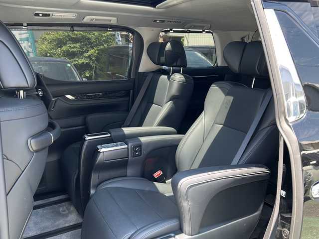 トヨタ アルファード S Cパッケージ 埼玉県 2023(令5)年 2.6万km ブラック ワンオーナー/トヨタセーフティセンス/ ・プリクラッシュセーフティ/ ・レーントレーシングアシスト/ ・レーダークルーズコントロール/ ・レーンディパーチャーアラート/ ・オートマチックハイビーム/ ・先行車発進アラーム/MODELLISTAエアロ/サンルーフ/純正オーディオディスプレイナビゲーション/AM/FM/BT/バックカメラ/ビルトインＥＴＣ/社外前後ドライブレコーダー(TZ-DR210)/両側パワースライドドア/運転席メモリーシート/ステアリングヒーター/ＬＥＤヘッドライト/フォグランプ/ドアバイザー/スペアキー１ヶ/保証書/取扱説明書