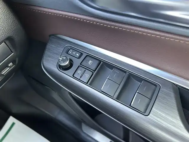 トヨタ ハリアー ハイブリッド G 岡山県 2020(令2)年 4.7万km プレシャスブラックパール 8インチディプレイオーディオ/Bluetooth、Apple Carplay/Android Auto、AM、FM/デジタルインナーミラー（前後録画機能付き）/ビルトインETC/運転席パワーシート/パワーバックドア/電動パーキングブレーキ/ブレーキホールド/トヨタセーフティセンス/・プリクラッシュセーフティ/・レーントレーシングアシスト/・レーダークルーズコントロール/・アダブティブハイビームシステム/・ロードサインアシスト/パーキングサポートブレーキ/先行車発進告知機能/車両接近通報装置