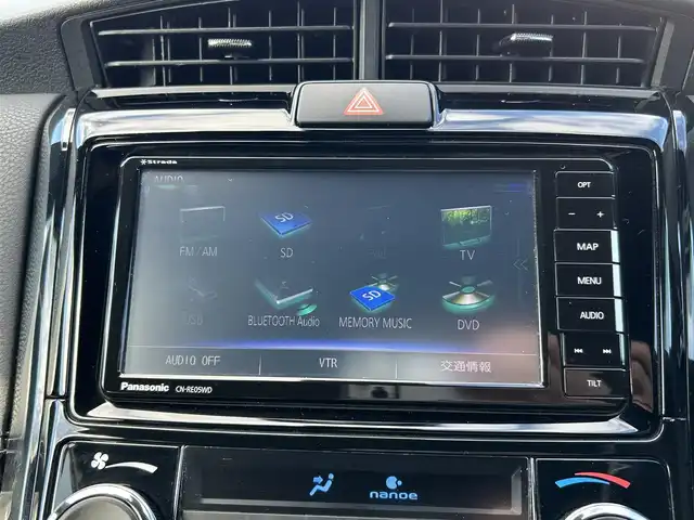 トヨタ カローラ フィールダー 1．5G ダブルバイビー 石川県 2018(平30)年 6.8万km ブラックマイカ ワンオーナー/SDナビ/フルセグテレビ/ETC/プッシュスタート/スマートキー/ドアバイザー/LEDヘッドライト/コーナーセンサー/オートライト/オートマチックハイビーム/アイドリングストップ