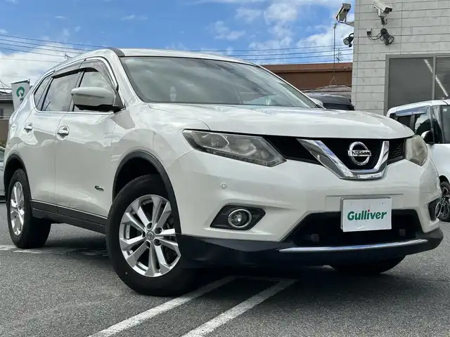 日産 エクストレイル ハイブリッド 20X エマージェンシーブレーキ 奈良県 2016(平28)年 14.5万km ブリリアントホワイトパール １オーナー/純正メーカーナビ/BT/CD/TV/AUX/USB//アラウンドビューカメラ/コーナーセンサー/レーダークルコン/横滑り防止装置/バックカメラ/ETC/ドラレコ/フルレザーシート/シートヒーター/電動リアゲート/フルフラットシート/ステアリングスイッチ/電格ミラー/オートLEDライト/純正フロアマット/保証書・取説・スペアキー付
