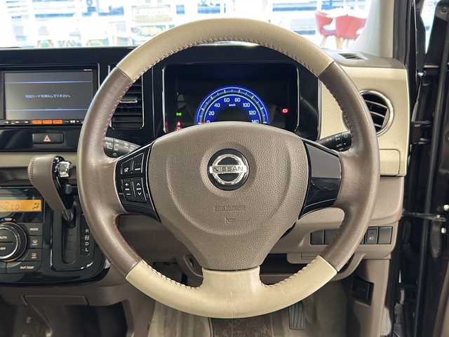 日産 モコ ドルチェG 岐阜県 2014(平26)年 6.9万km アーバンブラウン ワンオーナー/純正レザーシート/バックカメラ/純正ナビ（MM114D-A）/・フルセグTV/・バックカメラ/純正１５インチAW/純正フロアマット/HIDヘッドライト/ベンチシート/Bluetooth/アンチブレーキシステム/CD/DVD/外１４インチAWスタッドレス付き/HIDオートライト/スマートキーX2/アイドリングストップ/新車時手帳、取説