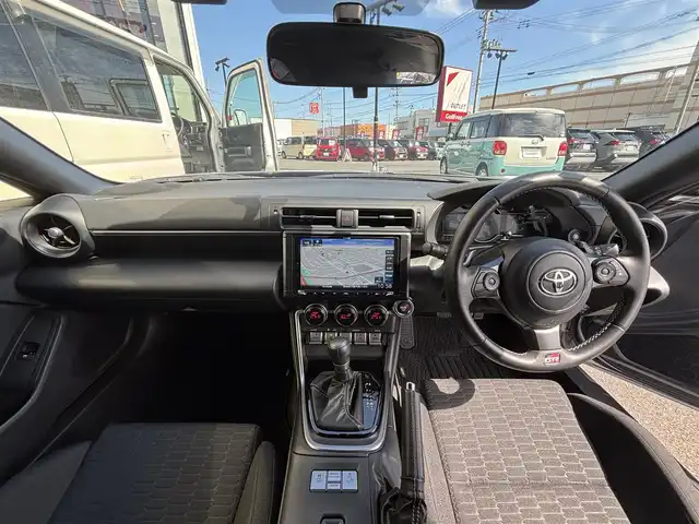 トヨタ ＧＲ８６ SZ 宮城県 2022(令4)年 4.9万km アイスシルバーメタリック 登録時走行距離　４８１２３ｋｍ/１７インチ純正AW/DVD・HDMI・AM・FM・TV・BT・CD/KENWOODナビ/パドルシフト/プッシュスタート/パワーステアリング/パワーウィンドウ/パーキングアシスト/Bluetooth接続/ワンセグナビ/レーンアシスト/盗難防止装置/オートライト/LED