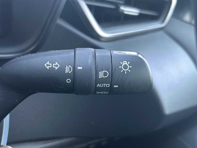 トヨタ カローラツーリング ハイブリッド ダブルバイビー 鳥取県 2023(令5)年 2.4万km アティチュードブラックマイカ ワンオーナー/9インチディスプレイオーディオ/TOYOTAｃｏｎｎｅｃｔ/メモリナビ/フルセグＴＶ/バックカメラ/Ｂｌｕｅｔｏｏｔｈ　ＵＳＢ/Toyota Safety Sense/全車速追従機能付レーダークルーズコントロール/レーンキープアラート/コーナーセンサー/オートホールド/パーキングサポートブレーキ/スペアキー/ＥＴＣ２．０/レザテックシート/リヤスポイラー/１７インチＡＷ/オートハイビーム/Bi-Beam LEDヘッドランプ/バイビームLEDヘッドランプ/LEDクリアランスランプ/LEDフロントフォグランプ/フロアマット/ドアバイザー/ライトレベライザー/新車保証書/取扱説明書