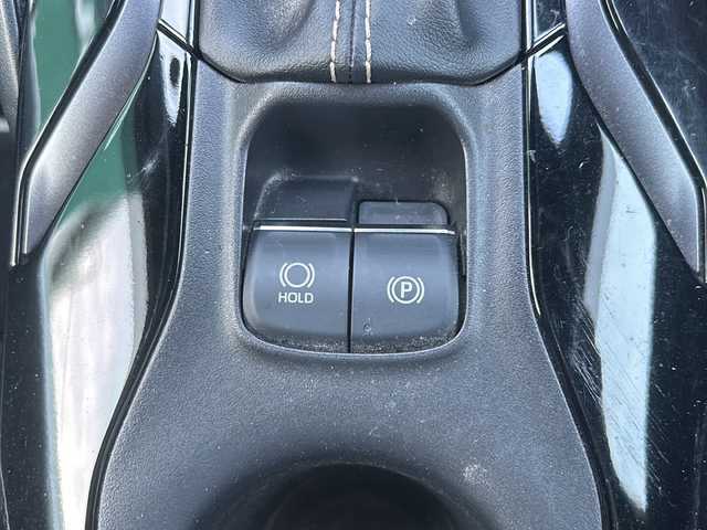 トヨタ カローラツーリング ハイブリッド ダブルバイビー 鳥取県 2023(令5)年 2.4万km アティチュードブラックマイカ ワンオーナー/9インチディスプレイオーディオ/TOYOTAｃｏｎｎｅｃｔ/メモリナビ/フルセグＴＶ/バックカメラ/Ｂｌｕｅｔｏｏｔｈ　ＵＳＢ/Toyota Safety Sense/全車速追従機能付レーダークルーズコントロール/レーンキープアラート/コーナーセンサー/オートホールド/パーキングサポートブレーキ/スペアキー/ＥＴＣ２．０/レザテックシート/リヤスポイラー/１７インチＡＷ/オートハイビーム/Bi-Beam LEDヘッドランプ/バイビームLEDヘッドランプ/LEDクリアランスランプ/LEDフロントフォグランプ/フロアマット/ドアバイザー/ライトレベライザー/新車保証書/取扱説明書