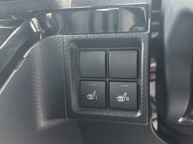 ダイハツ タント カスタム RS スタイルセレクション 佐賀県 2021(令3)年 1.5万km パールⅡ ターボ/ケンウッドメモリーナビ・フルセグTV/DVD/SD/Bluetooth/HDMI/バックカメラ/両側パワースライドドア/ハーフレザーシート/前席シートヒーター/ビルトインETC/ドライブレコーダー前後/純正フロアマット/D席ロングスラライドシート/スマートキー×2/プッシュスタート/電動パーキングブレーキ/クルーズコントロール/LEDヘッドライト/LEDフォグランプ/ウィンカードアミラー/オートエアコン/純正15インチアルミ/純正フロアマット/新車時保証書/ナビ取説あり/衝突軽減ブレーキ