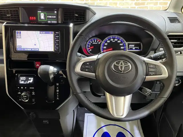 トヨタ タンク カスタムG 岩手県 2019(令1)年 9.4万km ブラックマイカメタリック ４WD/両側パワースライドドア/スマートアシスト３/クルーズコントロール/コーナーセンサー/衝突回避支援ブレーキ/車線逸脱警報/誤発進抑制機能/先行車発信お知らせ機能/オートハイビーム/横滑り防止装置/アイドリングストップ/純正ナビ/ステアリングスイッチ/ワンセグTV/バックカメラ/ETC/LEDヘッドランプ/LEDフォグランプ/ロールサンシェード/純正14インチアルミホイール