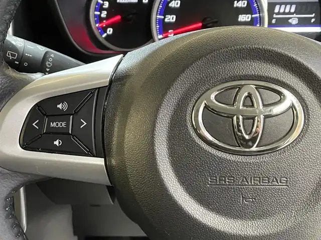 トヨタ タンク カスタムG 岩手県 2019(令1)年 9.4万km ブラックマイカメタリック ４WD/両側パワースライドドア/スマートアシスト３/クルーズコントロール/コーナーセンサー/衝突回避支援ブレーキ/車線逸脱警報/誤発進抑制機能/先行車発信お知らせ機能/オートハイビーム/横滑り防止装置/アイドリングストップ/純正ナビ/ステアリングスイッチ/ワンセグTV/バックカメラ/ETC/LEDヘッドランプ/LEDフォグランプ/ロールサンシェード/純正14インチアルミホイール