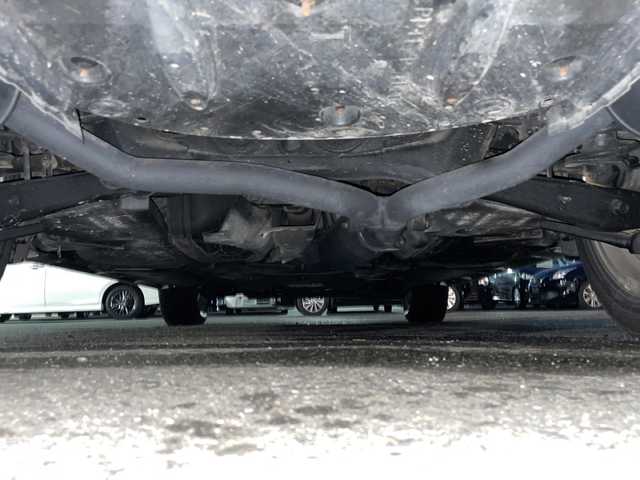 トヨタ クラウン ロイヤル ロイヤルサルーン i－Four 岩手県 2013(平25)年 9.1万km シルバーM 寒冷地仕様　純正メーカーナビ　バックＣ　フルセグ　ＤＶＤ再生　ＢＴ　ドアカーテシランプ　電動シート　ＧＰＳレーダー　ドラレコ　クルコン　オートＬＥＤライト　ＦＲフォグ　ヒーター付電格ミラー　ｎａｎｏｅ