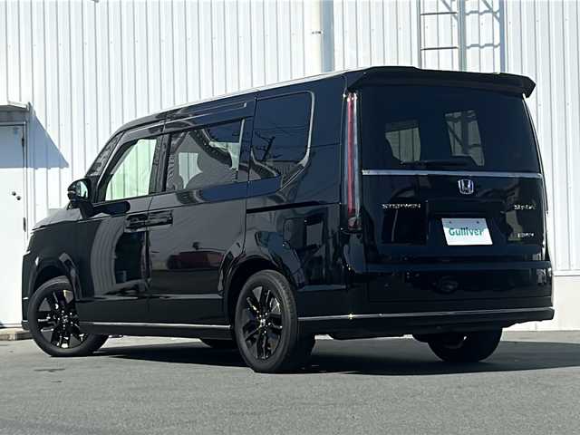 ホンダ ステップワゴン スパーダ eHEV 三重県 2022(令4)年 4.6万km クリスタルブラックパール 禁煙/純正11.4型ナビ/全方位カメラ/BSM/前後コーナーセンサー/前後ドラレコ/ビルトインETC/スペアキー/前後シートヒーター/ハーフレザーシート/両側パワースライドドア/パワーバックドア/USB.タイプC給電/レーダー探知機/ACCPCS/レーンキープアシスト/革巻きステアリング/ステアリングスイッチ/パドルシフト/LEDオートライト/オートマチックハイビーム/電動格納ミラー/純正フロアマット