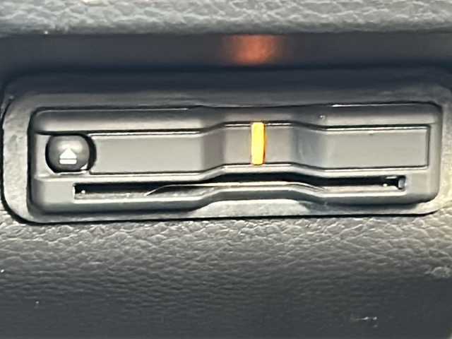 ホンダ ステップワゴン スパーダ eHEV 三重県 2022(令4)年 4.6万km クリスタルブラックパール 禁煙/純正11.4型ナビ/全方位カメラ/BSM/前後コーナーセンサー/前後ドラレコ/ビルトインETC/スペアキー/前後シートヒーター/ハーフレザーシート/両側パワースライドドア/パワーバックドア/USB.タイプC給電/レーダー探知機/ACCPCS/レーンキープアシスト/革巻きステアリング/ステアリングスイッチ/パドルシフト/LEDオートライト/オートマチックハイビーム/電動格納ミラー/純正フロアマット