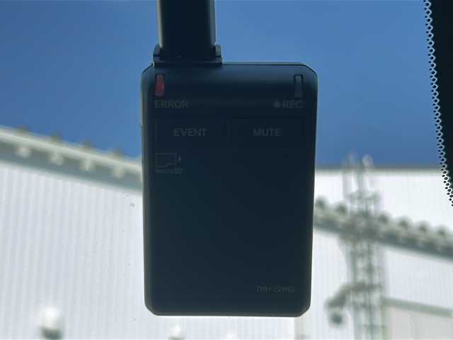 ホンダ ステップワゴン スパーダ eHEV 三重県 2022(令4)年 4.6万km クリスタルブラックパール 禁煙/純正11.4型ナビ/全方位カメラ/BSM/前後コーナーセンサー/前後ドラレコ/ビルトインETC/スペアキー/前後シートヒーター/ハーフレザーシート/両側パワースライドドア/パワーバックドア/USB.タイプC給電/レーダー探知機/ACCPCS/レーンキープアシスト/革巻きステアリング/ステアリングスイッチ/パドルシフト/LEDオートライト/オートマチックハイビーム/電動格納ミラー/純正フロアマット