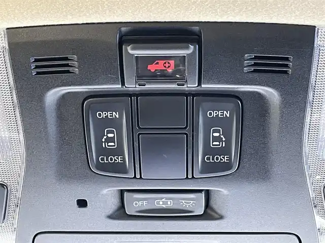 トヨタ アルファード X 愛知県 2019(令1)年 5.3万km ブラック ＡＬＰＩＮＥ９インチナビ/両側パワースライドドア/フリップダウンモニター/レーダークルーズコントロール/衝突軽減ブレーキ/クリアランスソナー/車線逸脱警報/電動パーキングブレーキ/ブレーキホールド/バックカメラ/前後ドライブレコーダー/ビルトインＥＴＣ/アクセサリーソケット/ダブルゾーン/ISOFIX/LEDヘッドライト/オートハイビーム/純正16インチアルミホイール