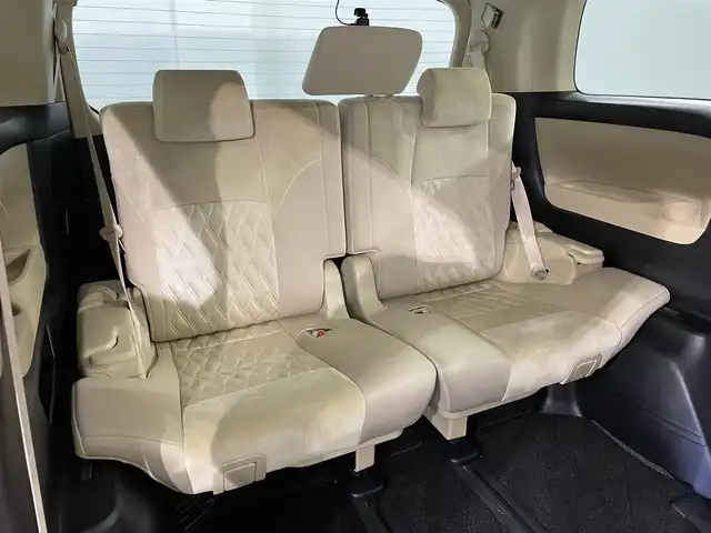 トヨタ アルファード X 愛知県 2019(令1)年 5.3万km ブラック ＡＬＰＩＮＥ９インチナビ/両側パワースライドドア/フリップダウンモニター/レーダークルーズコントロール/衝突軽減ブレーキ/クリアランスソナー/車線逸脱警報/電動パーキングブレーキ/ブレーキホールド/バックカメラ/前後ドライブレコーダー/ビルトインＥＴＣ/アクセサリーソケット/ダブルゾーン/ISOFIX/LEDヘッドライト/オートハイビーム/純正16インチアルミホイール