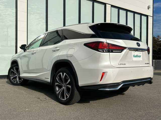 レクサス ＲＸ 450hL 大阪府 2020(令2)年 6.8万km ソニッククォーツ 純正12，3インチナビ/パノラミックビューモニター/４WD/寒冷地仕様/前後ドライブレコーダー/ムーンルーフ/HUD/BSM/ETC2.0 /レーダークルーズコントロール/パワーバックドア/パドルシフト/前後メモリーパワーシート/シートヒーター/エアシート/ステアリングヒーター/置くだけ充電/LEDヘッド/純正20インチAW/保証書・取説・ナビ取説・キロクボ/スペアキー・カードキー