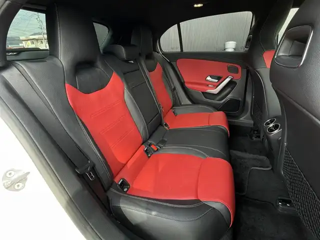 メルセデス・ベンツ Ｍ・ベンツ Ａ２００ｄ AMGライン 長野県 2019(令1)年 3.5万km パール レザーエクスクルーシブＰＫＧ　/　ブルメスターサウンド　/　サンルーフ　/　ＨＵＤ　/　ＡＣＣ　/　ＬＫＡ　/　ＢＳＭ　/　純正１８インチＡＷ　/　純生ナビ　/　シートヒーター　/　パワーシート　/　ワイヤレスチャージ　/　全方位カメラ/　ＬＥＤヘッドライト