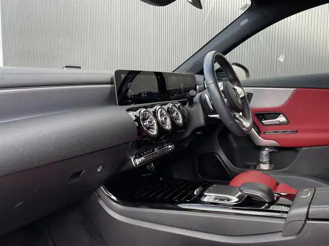 メルセデス・ベンツ Ｍ・ベンツ Ａ２００ｄ AMGライン 長野県 2019(令1)年 3.5万km パール レザーエクスクルーシブＰＫＧ　/　ブルメスターサウンド　/　サンルーフ　/　ＨＵＤ　/　ＡＣＣ　/　ＬＫＡ　/　ＢＳＭ　/　純正１８インチＡＷ　/　純生ナビ　/　シートヒーター　/　パワーシート　/　ワイヤレスチャージ　/　全方位カメラ/　ＬＥＤヘッドライト