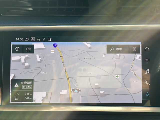 アウディ Ｑ３ 35TFSI Sライン 愛知県 2023(令5)年 3.3万km デイトナグレーパールエフェクト ・禁煙車/・純正10.1インチMMIナビゲーション/・Bluetooth/USB/・バックカメラ/サラウンドビューカメラ/・ETC2.0/・前後ドライブレコーダー/・アウディプレセンスフロント/・衝突軽減ブレーキ/・レーン逸脱警告/・サイドアシスト/・アダプティブクルーズコントロール/・パーキングエイド（コーナーセンサー）/・リヤクロストラフィックアシスト/・ハイビームアシスト/・コンビニエンス&アシスタンスパッケージ/・ブラックスタイリングパッケージ/・純正19インチ20スポークアルミホイール/・インテリアライト/・前席パワーシート/シートヒーター/・純正フロアマット/・LEDオートライト/・電動格納ミラーウィンカー/・ルーフレール/・取扱説明書/新車保証書