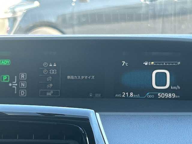 トヨタ プリウス S ツーリングセレクション 大阪府 2018(平30)年 5.1万km アティチュードブラックマイカ ALPINEナビ(BT/フルセグ/DVD)/ABS/横滑り防止装置/盗難防止装置/レザーシート/シートヒーター/ETC/LEDヘッドライト/オートライト/オートマチックハイビーム/ドライブレコーダー/純正アルミホイール/社外フロアマット/スマートキー/エンジンスタートボタン