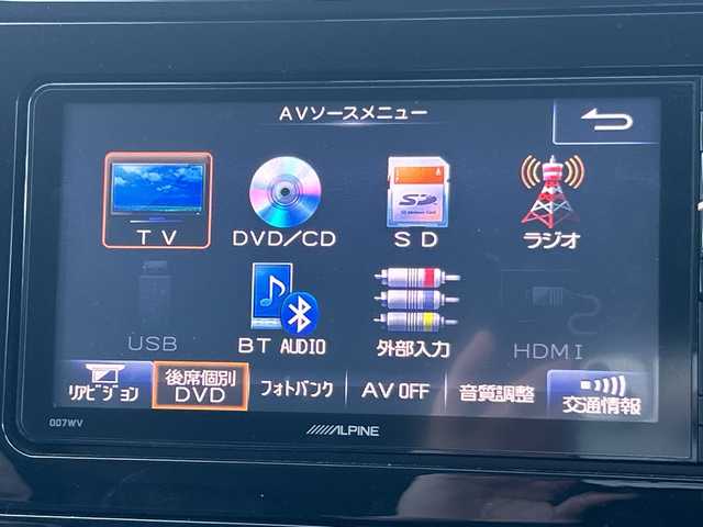 トヨタ プリウス S ツーリングセレクション 大阪府 2018(平30)年 5.1万km アティチュードブラックマイカ ALPINEナビ(BT/フルセグ/DVD)/ABS/横滑り防止装置/盗難防止装置/レザーシート/シートヒーター/ETC/LEDヘッドライト/オートライト/オートマチックハイビーム/ドライブレコーダー/純正アルミホイール/社外フロアマット/スマートキー/エンジンスタートボタン