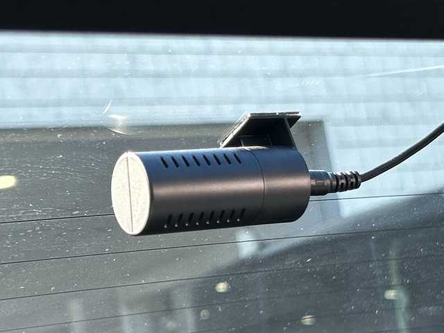 トヨタ プリウス S ツーリングセレクション 大阪府 2018(平30)年 5.1万km アティチュードブラックマイカ ALPINEナビ(BT/フルセグ/DVD)/ABS/横滑り防止装置/盗難防止装置/レザーシート/シートヒーター/ETC/LEDヘッドライト/オートライト/オートマチックハイビーム/ドライブレコーダー/純正アルミホイール/社外フロアマット/スマートキー/エンジンスタートボタン