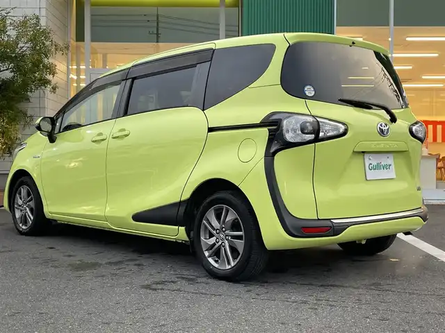 トヨタ シエンタ ハイブリッド G 岡山県 2016(平28)年 6.4万km エアーイエロー 純正ナビ/フルセグTV、CD、Bluetooth、AM、FM/ETC/ドライブレコーダー/両側パワースライドドア/トヨタセーフティセンス/・レーンディパーチャーアラート/・プリクラッシュセーフティ/・オートマチックハイビーム/横滑り防止装置/EV/ECOモード/バックカメラ/プッシュスタート/スマートキー/スペアキー/LEDライト/純正アルミホイール/純正フロアマット/衝突軽減システム