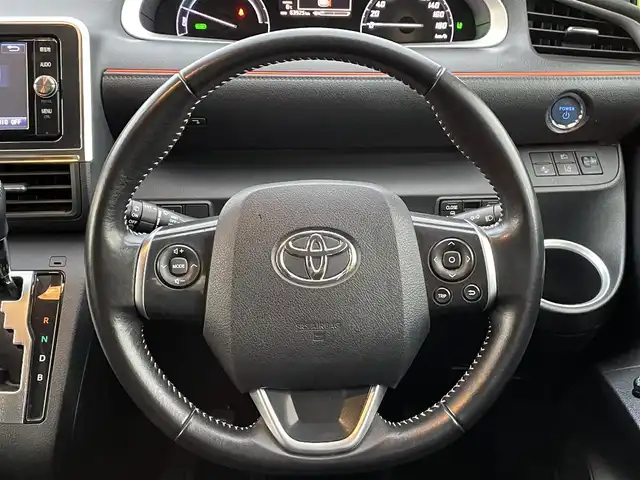 トヨタ シエンタ ハイブリッド G 岡山県 2016(平28)年 6.4万km エアーイエロー 純正ナビ/フルセグTV、CD、Bluetooth、AM、FM/ETC/ドライブレコーダー/両側パワースライドドア/トヨタセーフティセンス/・レーンディパーチャーアラート/・プリクラッシュセーフティ/・オートマチックハイビーム/横滑り防止装置/EV/ECOモード/バックカメラ/プッシュスタート/スマートキー/スペアキー/LEDライト/純正アルミホイール/純正フロアマット/衝突軽減システム