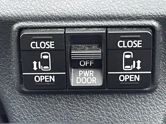 トヨタ シエンタ ハイブリッド G 岡山県 2016(平28)年 6.4万km エアーイエロー 純正ナビ/フルセグTV、CD、Bluetooth、AM、FM/ETC/ドライブレコーダー/両側パワースライドドア/トヨタセーフティセンス/・レーンディパーチャーアラート/・プリクラッシュセーフティ/・オートマチックハイビーム/横滑り防止装置/EV/ECOモード/バックカメラ/プッシュスタート/スマートキー/スペアキー/LEDライト/純正アルミホイール/純正フロアマット/衝突軽減システム