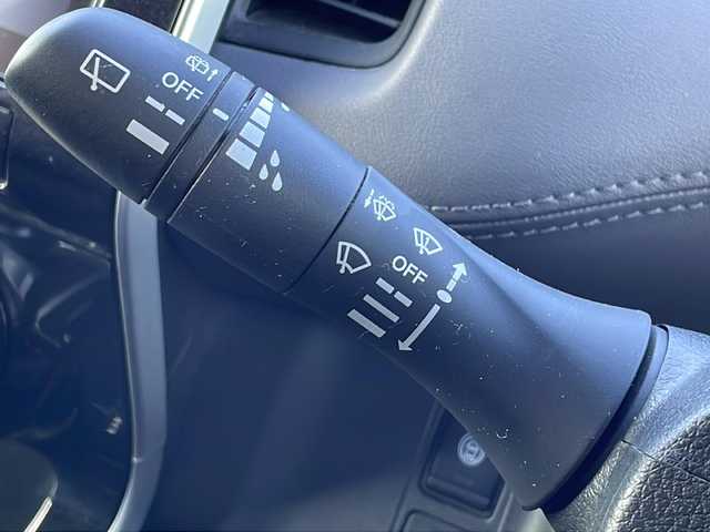 日産 セレナ e－パワー ハイウェイスター V 山口県 2020(令2)年 5.4万km ダイヤモンドブラック 純正10インチSDナビ/　Bluetooth/CD・DVD/フルセグテレビ/両側パワースライドドア/バックカメラ/全周囲カメラ/ブラインドスポットモニター/クルーズコントロール/後席用モニター/ドラレコ/ETC/スマートキー/プッシュスタート/カーテンエアバック/盗難防止装置/衝突被害軽減システム
