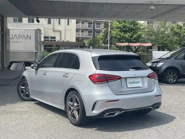 メルセデス・ベンツ Ｍ・ベンツ Ａ２００ｄ 兵庫県 2019(令1)年 3.7万km シルバー 純正メモリーナビ/Bluetooth/フルセグ/全方位カメラ/ワイヤレス充電/シートヒーター/パワーシート/レザーシート/クルーズコントロール/サンルーフ/パドルシフト/ETC2.0/純正フロアマット/純正アルミホイール/ISOFIX/スマートキー×２/エンジンスタートボタン/電動格納ミラー