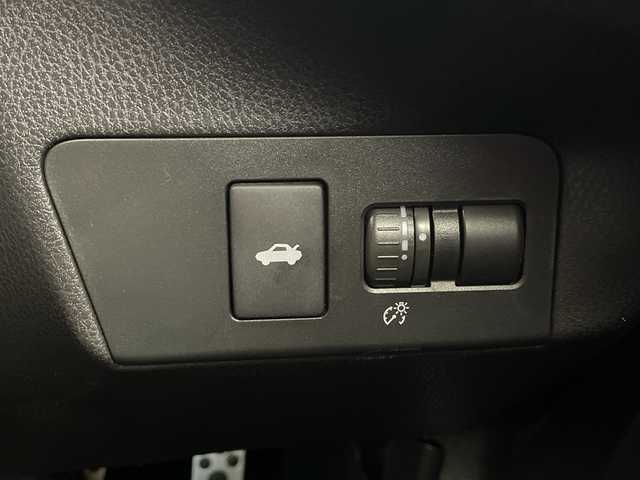 スバル ＢＲＺ S 愛知県 2013(平25)年 7.3万km サテンホワイトパール 6速MT/モデリスタエアロ（S/R）/トランクスポイラー/RAYSボルクレーシング18インチAW/柿本改4本出しマフラー/TEIN車高調/強化クラッチ/アペックスインテークパイプ/社外エアクリーナー/カロッツェリア製ナビ（AVIC-MRZ099）/・フルセグTV/・CD/DVD/・Bluetooth/・AUX/バックカメラ/キセノンヘッドライト/オートライト/本革巻きステアリング/本革巻きシフトノブ/アルミペダル/純正フロアマット/ETC