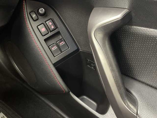スバル ＢＲＺ S 愛知県 2013(平25)年 7.3万km サテンホワイトパール 6速MT/モデリスタエアロ（S/R）/トランクスポイラー/RAYSボルクレーシング18インチAW/柿本改4本出しマフラー/TEIN車高調/強化クラッチ/アペックスインテークパイプ/社外エアクリーナー/カロッツェリア製ナビ（AVIC-MRZ099）/・フルセグTV/・CD/DVD/・Bluetooth/・AUX/バックカメラ/キセノンヘッドライト/オートライト/本革巻きステアリング/本革巻きシフトノブ/アルミペダル/純正フロアマット/ETC