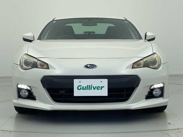 スバル ＢＲＺ S 愛知県 2013(平25)年 7.3万km サテンホワイトパール 6速MT/モデリスタエアロ（S/R）/トランクスポイラー/RAYSボルクレーシング18インチAW/柿本改4本出しマフラー/TEIN車高調/強化クラッチ/アペックスインテークパイプ/社外エアクリーナー/カロッツェリア製ナビ（AVIC-MRZ099）/・フルセグTV/・CD/DVD/・Bluetooth/・AUX/バックカメラ/キセノンヘッドライト/オートライト/本革巻きステアリング/本革巻きシフトノブ/アルミペダル/純正フロアマット/ETC