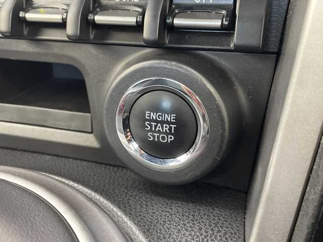 スバル ＢＲＺ S 神奈川県 2013(平25)年 7.3万km サテンホワイトパール 6速MT/モデリスタエアロ（S/R）/トランクスポイラー/RAYSボルクレーシング18インチAW/柿本改4本出しマフラー/TEIN車高調/強化クラッチ/アペックスインテークパイプ/社外エアクリーナー/カロッツェリア製ナビ（AVIC-MRZ099）/・フルセグTV/・CD/DVD/・Bluetooth/・AUX/バックカメラ/キセノンヘッドライト/オートライト/本革巻きステアリング/本革巻きシフトノブ/アルミペダル/純正フロアマット/ETC