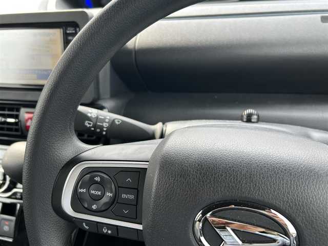 ダイハツ タント カスタム X 大阪府 2023(令5)年 0.2万km レーザーブルークリスタルシャイン スマートアシスト/・衝突回避支援ブレーキ機能(対車両・対歩行者［昼夜］）/・衝突警報機能(対車両・対歩行者［昼夜］)/・ブレーキ制御付誤発進抑制機能(前方・後方)/・車線逸脱抑制制御機能/・車線逸脱警報機能/・路側逸脱警報機能/・ふらつき警報/・先行車発進お知らせ機能/・標識認識機能（進入禁止/最高速度/一時停止)/・AHB(オートハイビーム)/・ADB(アダプティブドライビングビーム)/・サイドビューランプ/ダイハツ純正ナビ/・CD/DVD/・Bluetooth/・バックカメラ/・ステアリングスイッチ（オーディオ操作用/ハンズフリー通話用）/ダイハツ純正14インチアルミホイール/クルーズコントロール/両側パワースライドドア/LEDヘッドライト/前席シートヒーター/ビルトインETC/アイドリングストップ/純正マット/ワンオーナー/新車保証書/取扱説明書