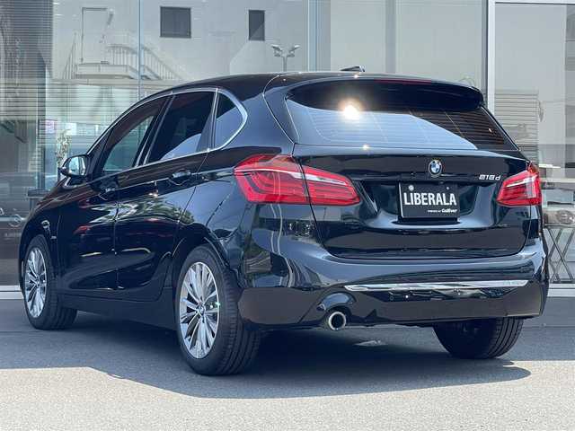 ＢＭＷ ２１８ｄ アクティブツアラー ラグジュアリー 鹿児島県 2018(平30)年 2.4万km サファイアブラックP 黒レザーシート/ヘッドアップディスプレイ/純正HDDナビ/バックカメラ/アイドリングストップ/アクティブクルーズコントロール/プッシュスタート/パワーバックドア/ETC