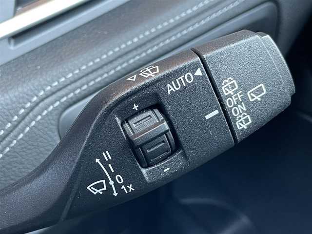 ＢＭＷ ２１８ｄ アクティブツアラー ラグジュアリー 鹿児島県 2018(平30)年 2.4万km サファイアブラックP 黒レザーシート/ヘッドアップディスプレイ/純正HDDナビ/バックカメラ/アイドリングストップ/アクティブクルーズコントロール/プッシュスタート/パワーバックドア/ETC