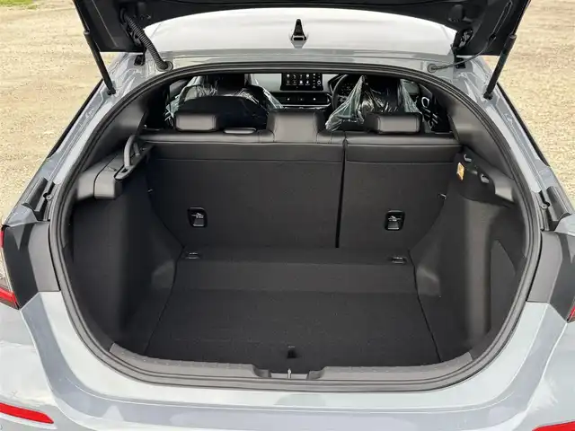 ホンダ シビック RS 兵庫県 2025(令7)年 0.1千km ソニックグレーパール Google搭載9インチディスプレイ/Bluetooth接続可/バックカメラ/ビルトインETC2.0/BOSEサウンド/フルセグTV/ワイヤレス充電/レーダークルコン/ステリモ/LEDヘッドライト/純正18インチAW