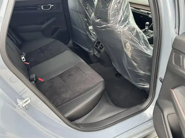 ホンダ シビック RS 兵庫県 2025(令7)年 0.1千km ソニックグレーパール Google搭載9インチディスプレイ/Bluetooth接続可/バックカメラ/ビルトインETC2.0/BOSEサウンド/フルセグTV/ワイヤレス充電/レーダークルコン/ステリモ/LEDヘッドライト/純正18インチAW