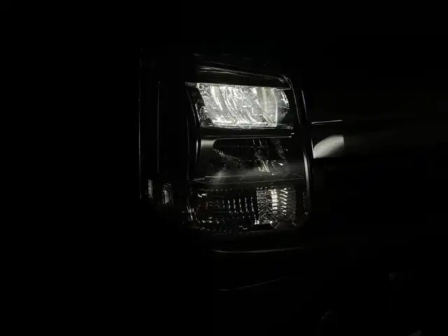 スズキ エブリイ JOINターボ 群馬県 2024(令6)年 0.1千km クールカーキPM 届出済未使用車（登録時走行距離：9Km）/純正7インチディスプレイオーディオ/・バックカメラ/・Bluetooth/AM/FM/USB/AppleCarPlay/AndroidAuto/運転席シートヒーター/両側パワースライドドア/アイドリングストップ/レーンキープアシスト/4WD/プリクラッシュセーフティシステム/LEDヘッドランプ/プッシュスタート/オートエアコン