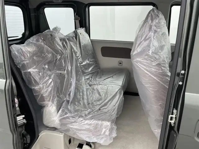 スズキ エブリイ JOINターボ 群馬県 2024(令6)年 0.1千km クールカーキPM 届出済未使用車（登録時走行距離：9Km）/純正7インチディスプレイオーディオ/・バックカメラ/・Bluetooth/AM/FM/USB/AppleCarPlay/AndroidAuto/運転席シートヒーター/両側パワースライドドア/アイドリングストップ/レーンキープアシスト/4WD/プリクラッシュセーフティシステム/LEDヘッドランプ/プッシュスタート/オートエアコン