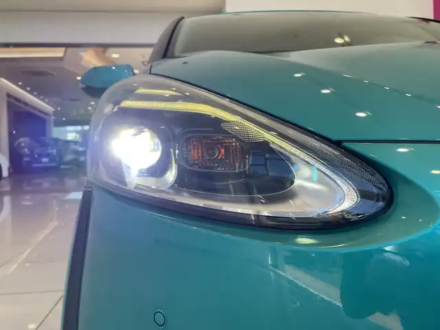 トヨタ シエンタ G 埼玉県 2019(平31)年 2.8万km ラディアントグリーンM トヨタセーフティセンス/純正ナビ/　　CD/BT/ワンセグTV/パノラミックビューモニター/両側パワースライドドア/LEDオートライト/ステアリングスイッチ/ドライブレコーダー/プッシュスタート/スペアキー×1/ETC/禁煙車