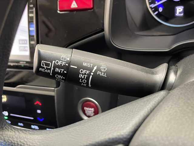 ホンダ フィット 13G Lパッケージ 宮崎県 2015(平27)年 8.3万km プレミアムホワイトパールⅡ 禁煙車/純正メモリーナビ　VXM-165VFi/（フルセグTV/CD/DVD/Bluetooth）/バックカメラ/シティブレーキアシストCTBA/クルーズコントロール/ステアリングスイッチ/純正フロアマット/純正LEDオートライト/電動格納ミラー/スマートキー/プッシュスタート/ETC/12V電源