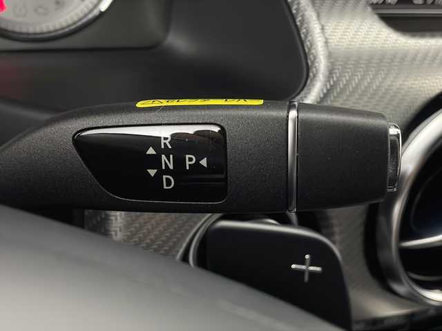 メルセデス・ベンツ ＧＬＫ３５０ 4MATIC エディション シュヴァルツ 秋田県 2014(平26)年 2.1万km 黒 4WD/純正ナビ（CD/DVD/BT/フルセグ）/全方位カメラ/オートクルーズコントロール/前席パワーシート/前席シートヒーター/ハーフレザーシート/パワーバックドア/ETC/レーンキープアシスト/HIDヘッドライト/スマートキー/保証書