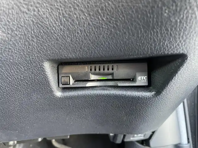 トヨタ シエンタ G 大阪府 2016(平28)年 10.3万km ブラックマイカ ”(株)IDOMが運営する【じしゃロン堺店】の自社ローン専用車両になります。/こちらは現金またはオートローンご利用時の価格です。自社ローンご希望の方は別途その旨お申付け下さい”