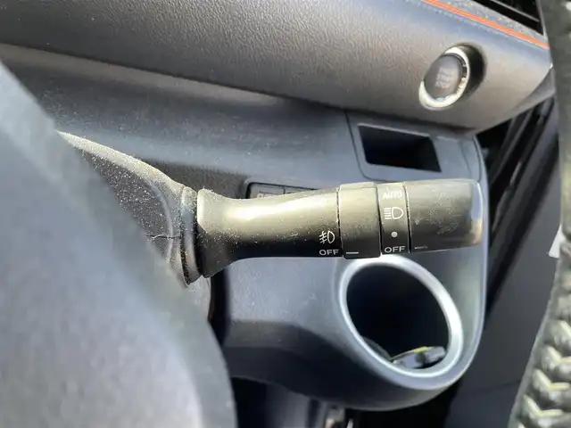 トヨタ シエンタ G 大阪府 2016(平28)年 10.3万km ブラックマイカ ”(株)IDOMが運営する【じしゃロン堺店】の自社ローン専用車両になります。/こちらは現金またはオートローンご利用時の価格です。自社ローンご希望の方は別途その旨お申付け下さい”