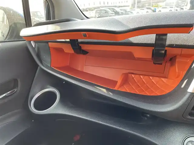 トヨタ シエンタ G 大阪府 2016(平28)年 10.3万km ブラックマイカ ”(株)IDOMが運営する【じしゃロン堺店】の自社ローン専用車両になります。/こちらは現金またはオートローンご利用時の価格です。自社ローンご希望の方は別途その旨お申付け下さい”