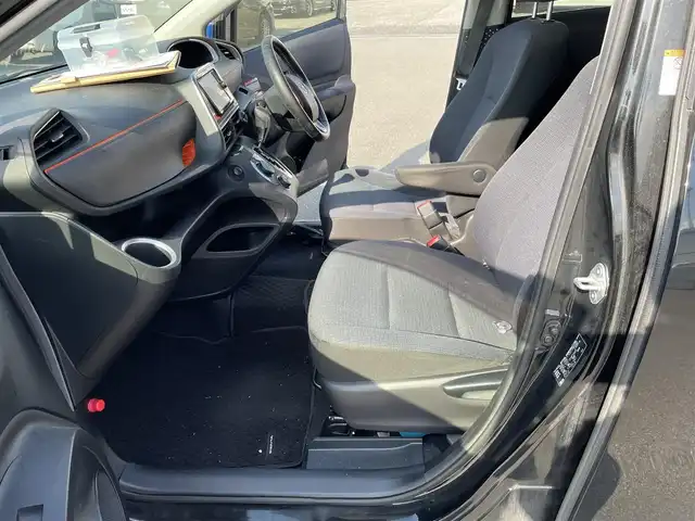 トヨタ シエンタ G 大阪府 2016(平28)年 10.3万km ブラックマイカ ”(株)IDOMが運営する【じしゃロン堺店】の自社ローン専用車両になります。/こちらは現金またはオートローンご利用時の価格です。自社ローンご希望の方は別途その旨お申付け下さい”