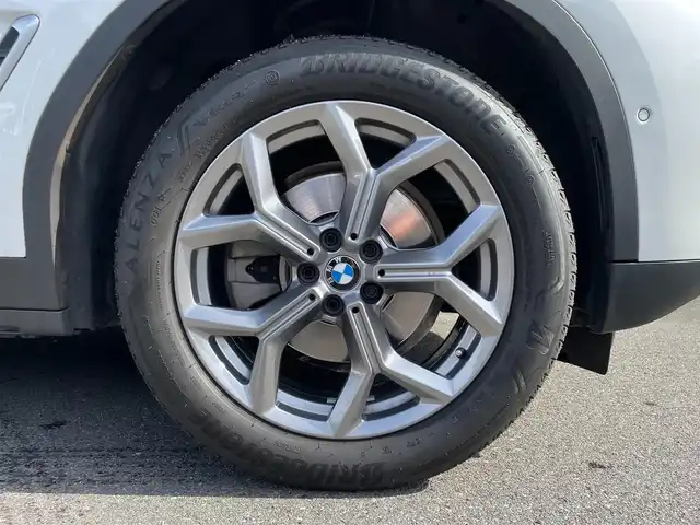 ＢＭＷ Ｘ３ xDrive20d 福島県 2023(令5)年 3.4万km ミネラルホワイト ワンオーナー/パノラマサンルーフ/Harman/Kardon/レザーシート/パワーシート/全席シートヒーター/前席ベンチレーション/ランバーサポート/後席シートリクライニング付き/後席ロールシェード/アクティブクルーズコントロール/レーンキープ/ブラインドスポット/純正ナビ/360°カメラ/フルセグTV/ジェスチャーコントロール/コンフォートアクセス/ミラー一体型ETC/アンビエントライト/前後ドライブレコーダー/ワイヤレス充電/電動リアゲート/コーナーセンサー/純正19インチAW/取扱説明書/保証書/スペアキー