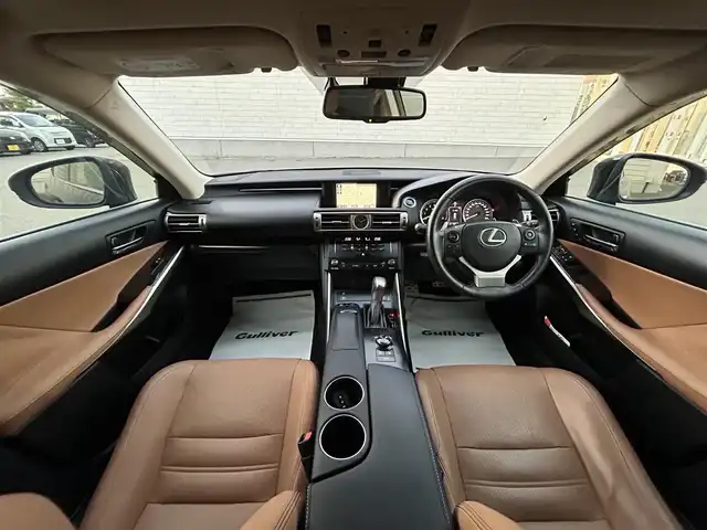 レクサス ＩＳ 300h バージョンL 山形県 2014(平26)年 3.9万km ブラック 純正ナビ/FM/AM/ワンセグTV/Bluetooth/レーダークルーズコントロール/サンルーフ/本革シート/パドルシフト/バックカメラ/EVモード/シートヒーター/エアーシート/パワーシート/LEDライト/ＡＵＴＯライト/フォグランプ/純正バイザー/純正マット